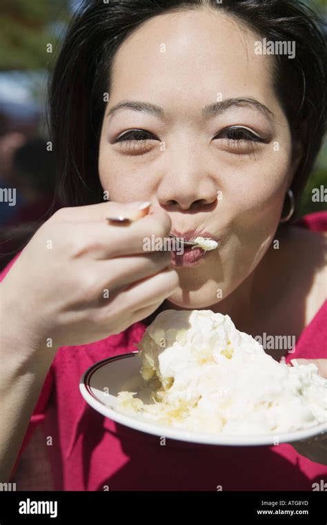 asian cream pies